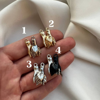 Пара магнитных подвесок «Руки»